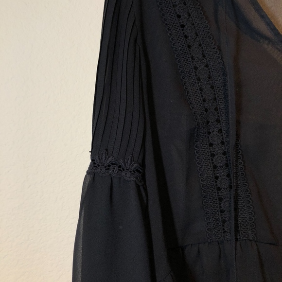 Express Sheer Black Pleated Long Sleeve Peplum Top - Picture 4 of 7